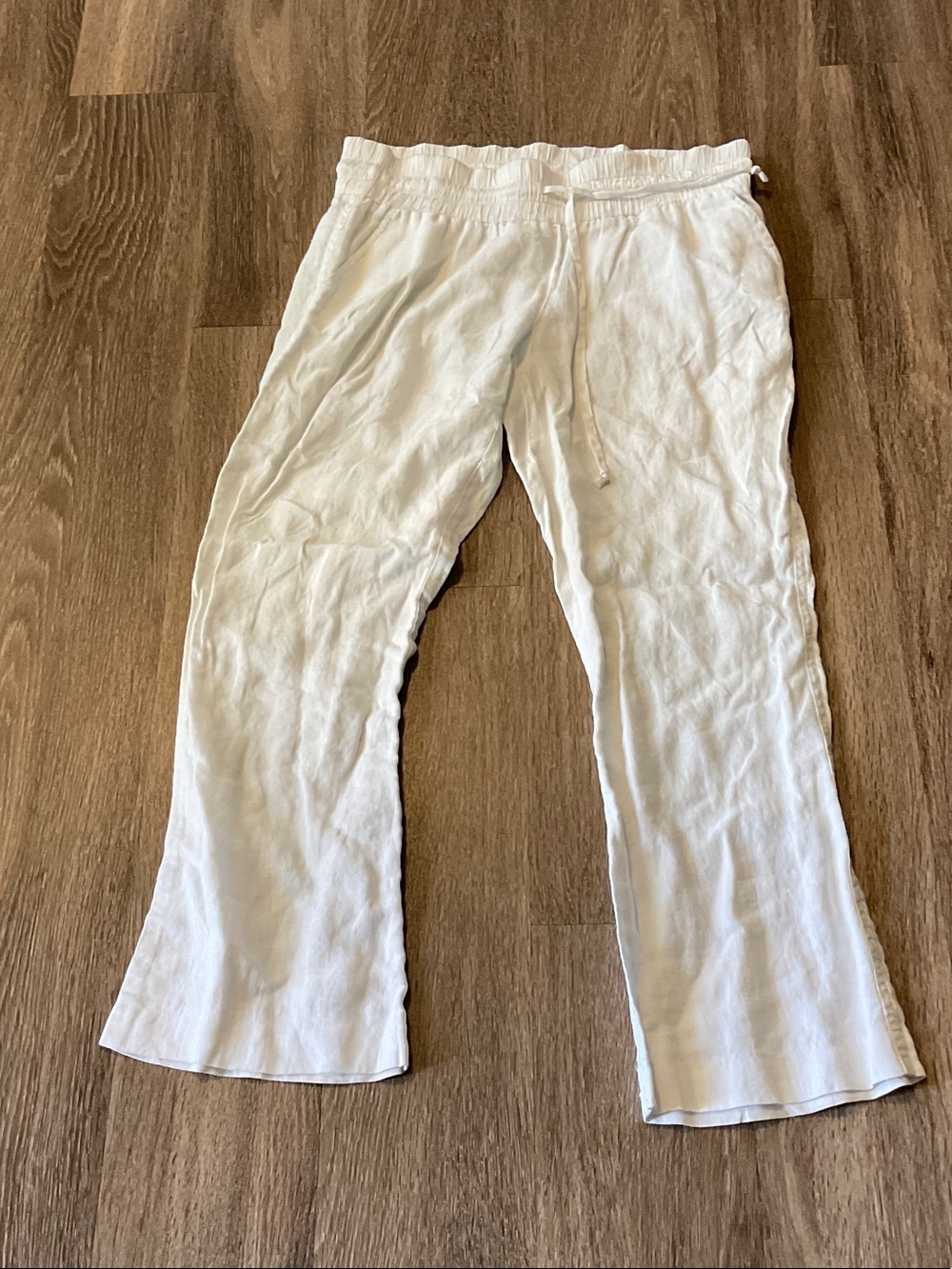 Crisp White Linen Straight-Leg Pants